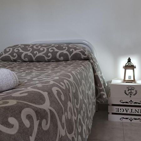 Miniecocasa Ottocentesca In Zona Free-Parking Ed Ecoclimatizzata Villa Ostuni Luaran gambar